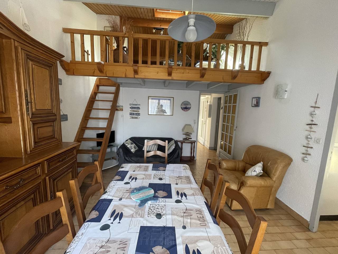 Apartamento entero, T3 en Planta Baja con Jardín y Parking Privado in Saint-Georges-de-Didonne, Côte de Beauté