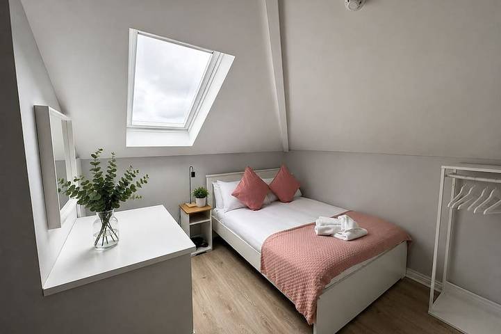 Apartamento entero, Modern and Spacious No. 6 - sleeps 6 - free parking in Galway, Condado de Galway