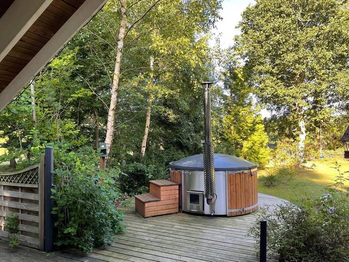 Modernes Ferienhaus mit Wildnis Bad inmitten der wunderschönen Natur von Djursland in Rønde, Djursland