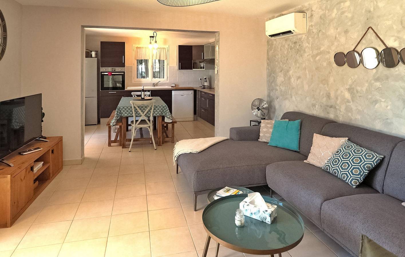 Piscina climatizada, AC, parking, cerca de Maussane-les-Alpilles in Paradou, Region de Arles