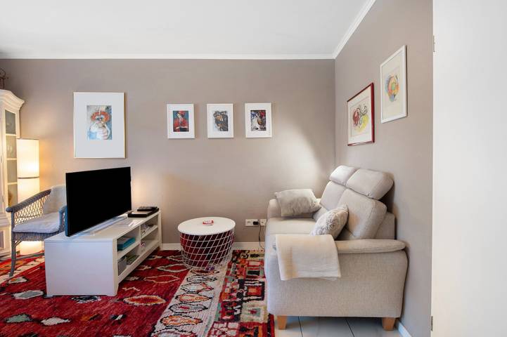 Appartement entier, Appartement 'Bluehome Ferienwohnung' avec jardin privé et Wi-Fi in Bad Bellingen, Forêt-Noire du Sud
