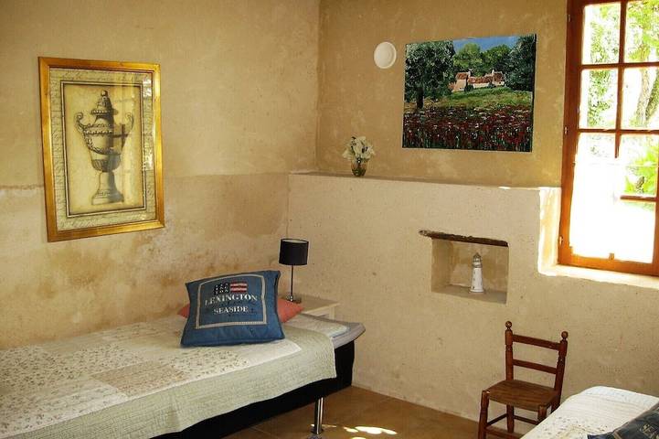 Location de vacances pour 4 personnes, avec jardin et terrasse, animaux acceptés à Trémolat - 4