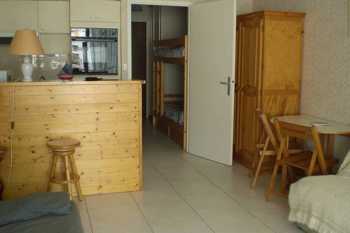 Apartamento entero, Apartamento bien situado, con vistas al mar terraza. 50 m. 2-4 pers in Les Sables-d'Olonne, Vandea