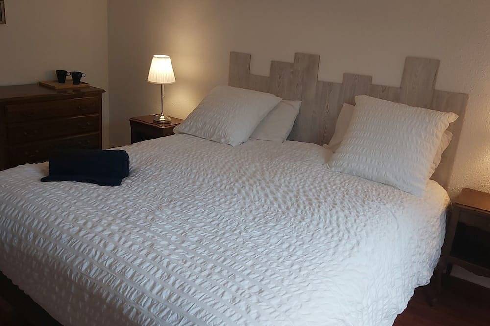 Chambre Confort avec vue sur jardin in Calorguen, Région de Dinan