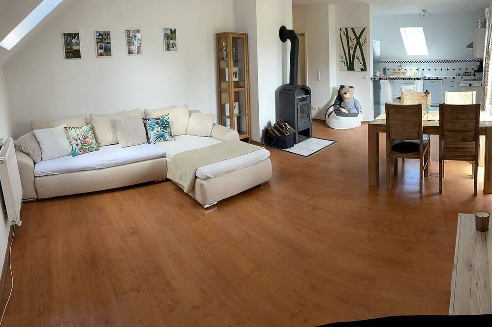 Ganze Wohnung, 1 bedroom apartment in pfaffing in Pfaffing, Landkreis Rosenheim