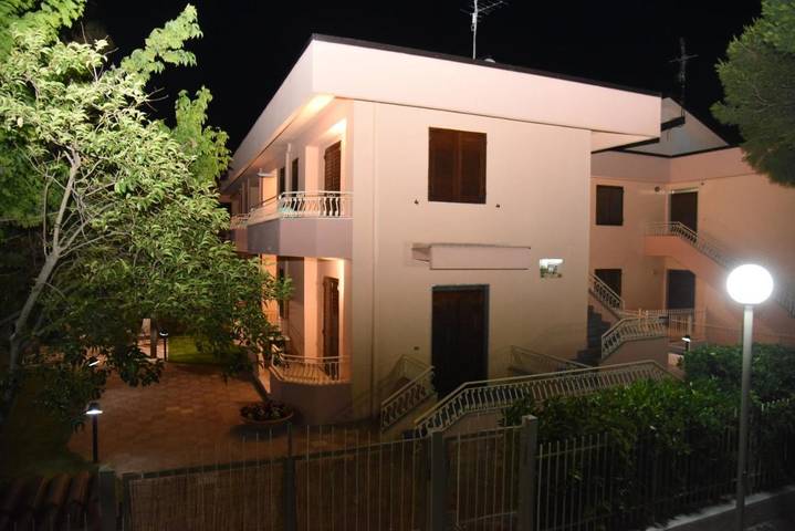 Location de vacances pour 3 personnes, avec vue et jardin, animaux acceptés à Villapiana - 3