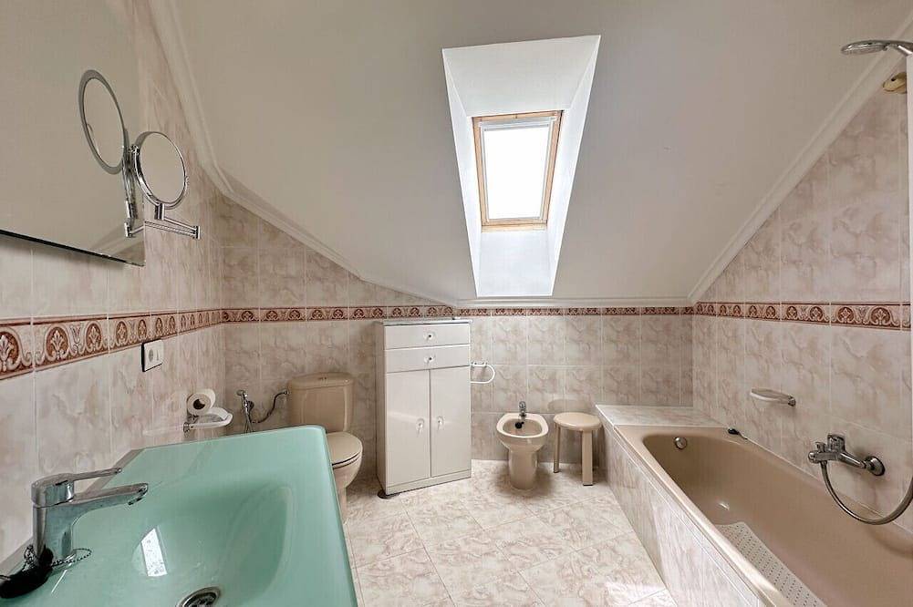 Entire apartment, La Cava in Isla in Isla, Arnuero