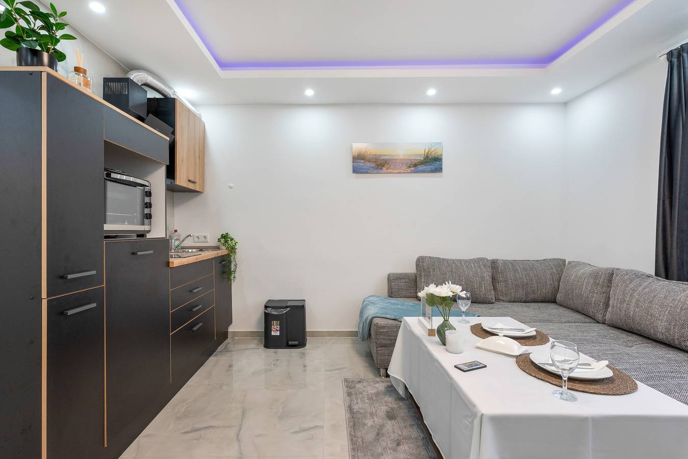 Geheel appartement, Milser Hof · Apt. 2 – 2 slaapkamers & terras in Heepen, Bielefeld