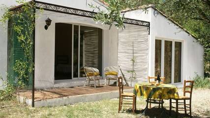Villa pour 4 personnes, avec jardin et terrasse dans le Gard