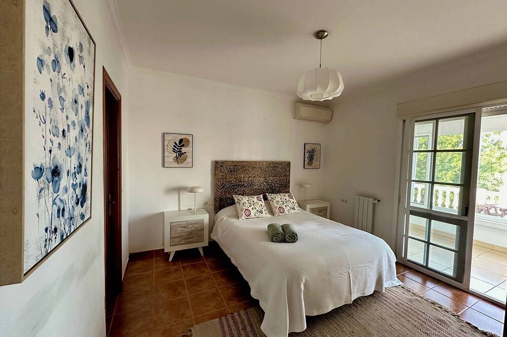 Villa Benamar. Tranquility and views in Torrox Pueblo, Torrox