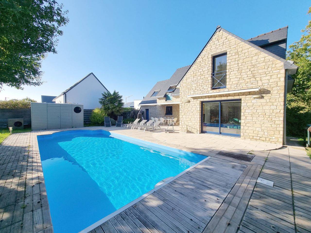 Casa Moderna para 11, Piscina Climatizada, Admite Mascotas, Le Tour du Parc in Le Tour-du-Parc, Côte des Mégalithes