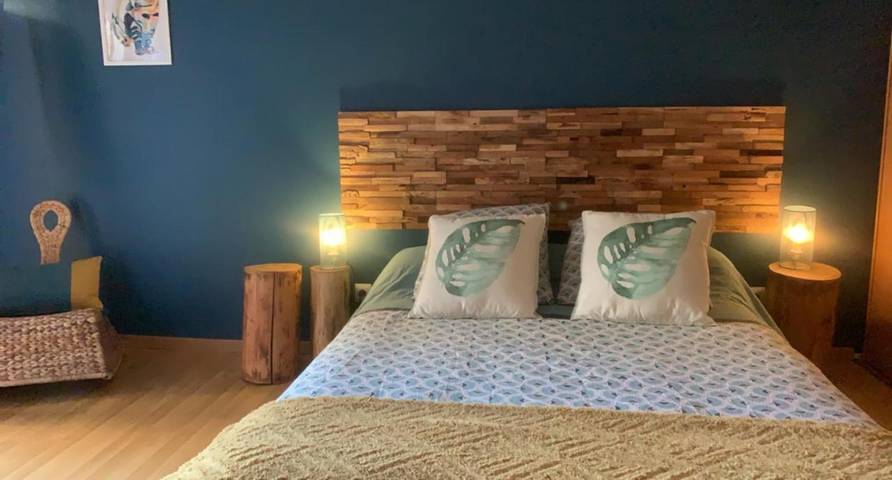 Chambre d’hôte pour 2 personnes, avec piscine ainsi que jardin et terrasse en Haute-Loire - 3