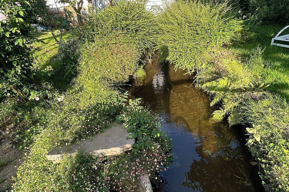 Pretty Little House At The Foot Of The Walks And 500M From The Village Center in Ascain, Bayonne region