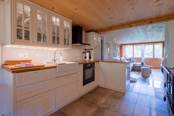 Chalet for 4 People in Lenk, Western Alps, Photo 2