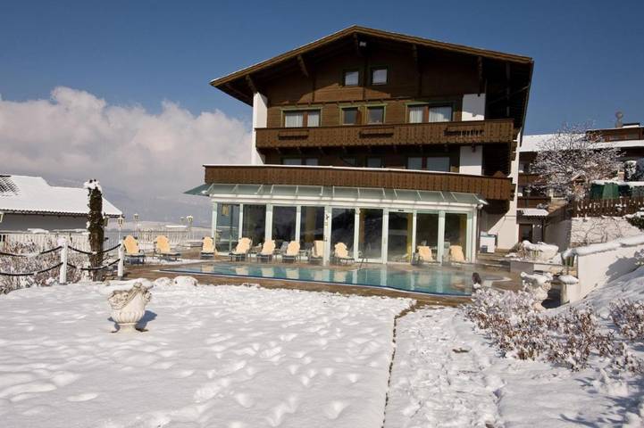 Hotel für 2 Personen, mit Balkon und Terrasse sowie Whirlpool und Garten in Weerberg