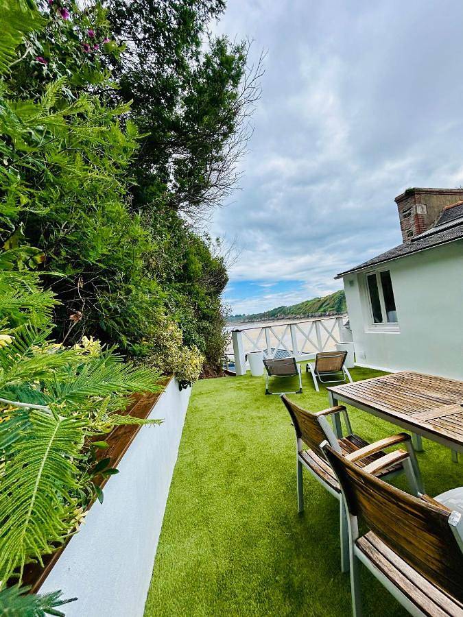 Gîte pour 3 personnes, avec jardin ainsi que vue et terrasse, animaux acceptés dans Plage du Palus - 3
