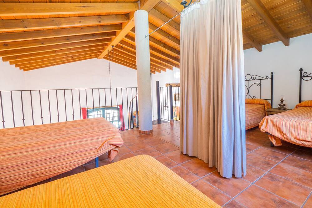 Cubo's Finca La Curva High Privacy / Piscina privada / Vistas in Casarabonela, Sierra de las Nieves