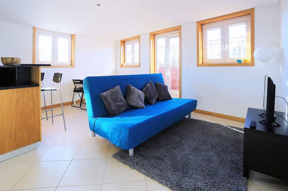 Entire apartment, Bright Apartment Ii in Viana do Castelo, Vale do Lima
