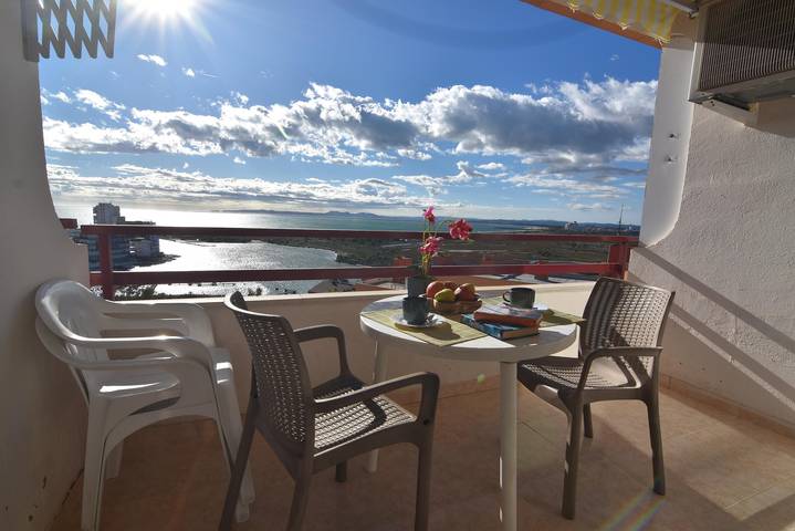 Studio für 3 Personen, mit Pool und Ausblick sowie Garten und Terrasse, mit Haustier in Roses - 2