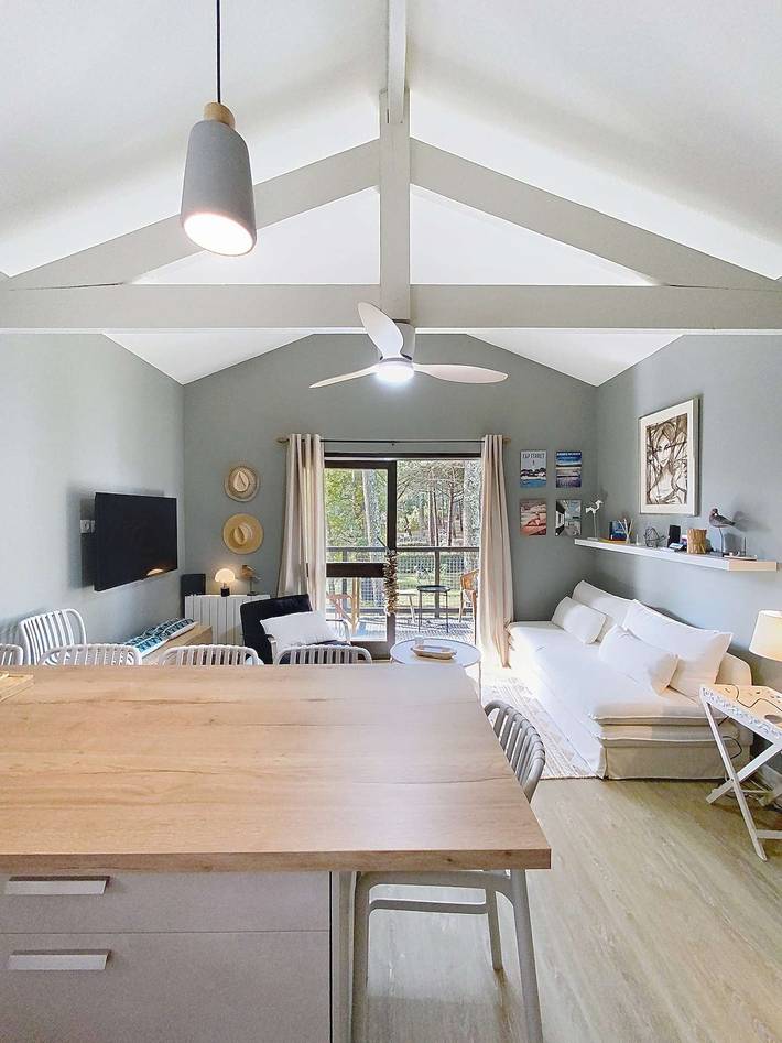 Gîte pour 4 personnes, avec balcon/terrasse, adapté aux familles dans Golf de la Méjanne - 3