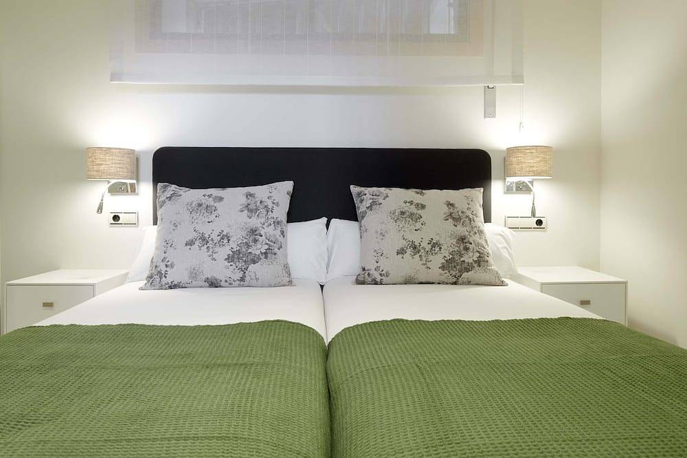 Appartamento intero, Santa Klara by Feelfreerentals in Playa de la Concha, San Sebastian