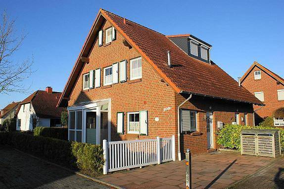 Ferienhaus für 4 Personen, mit Terrasse und Garten in Hooksiel