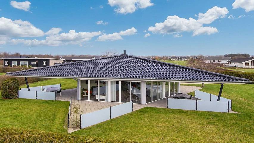 Ferienhaus für 8 Personen, mit Whirlpool in Skovmose