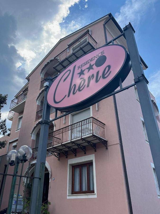 Residence Cherie in Pietra Ligure, Borgio Verezzi