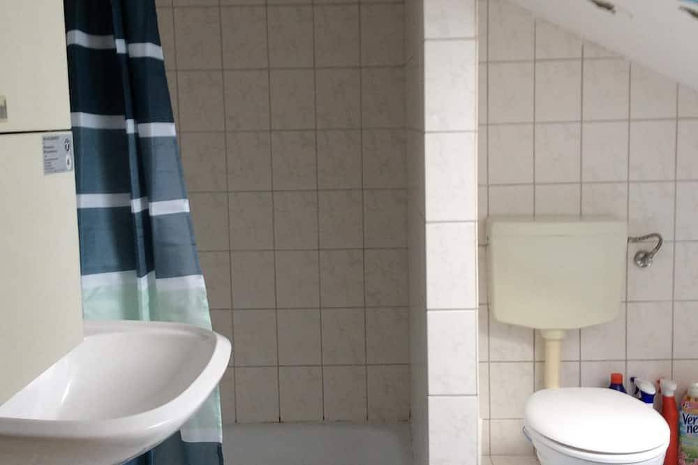 Ganze Wohnung, Gemütliche Dachgeschoßwohnung in Bad Bramstedt, Kreis Segeberg