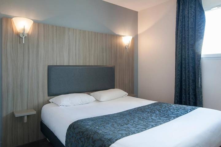 Hôtel pour 4 personnes, avec piscine et jardin à La Souterraine - 3