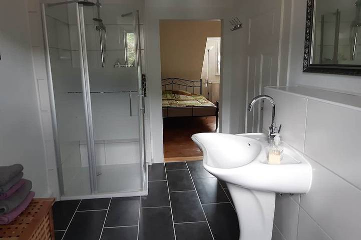 Ferienwohnung für 2 Personen, mit Terrasse und Garten