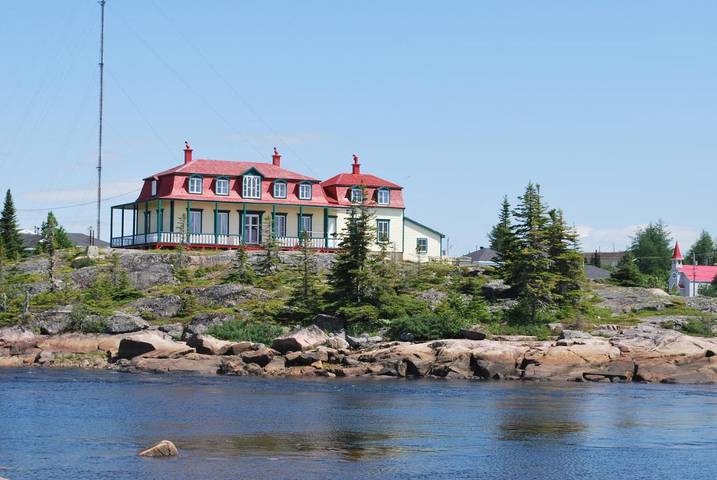 Pousadas e b&b para 3 pessoas, com vista e jardim e ainda terraço em Quebec