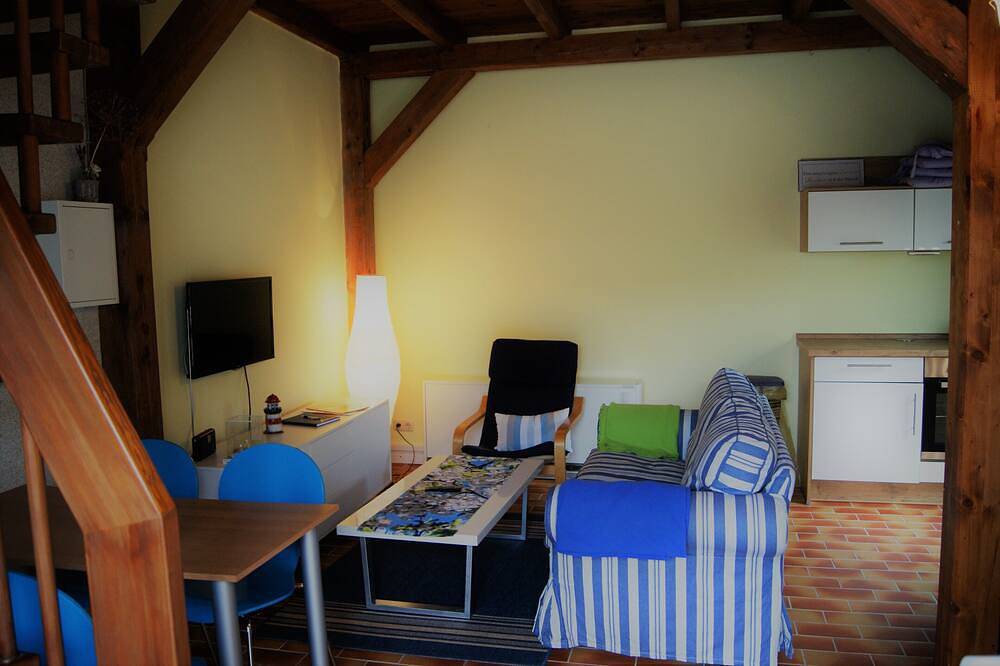 Ganze Wohnung, 50m²-Ferienwohnung für max. 3 Personen, Gratis Wlan in Lancken-Granitz, Rügen
