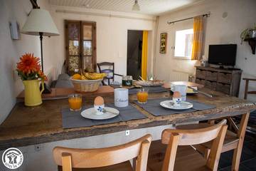 Gîte pour 2 Personnes dans Authezat, Région de Clermont-Ferrand, Photo 2