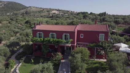 Maison d’hôte pour 2 personnes, avec piscine ainsi que jardin et vue à Céphalonie