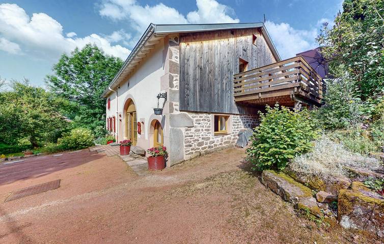 Location de vacances pour 12 personnes, avec jardin et terrasse à Taintrux - 2