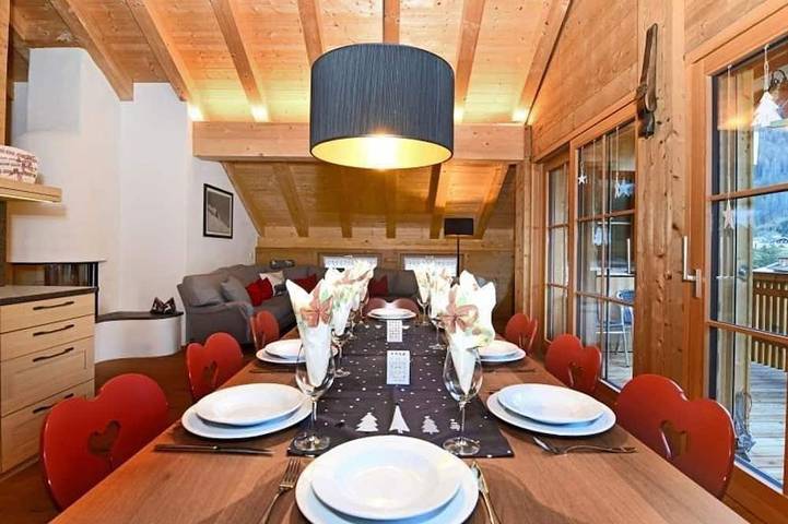 Hütte für 9 Personen, mit Balkon in Schröcken