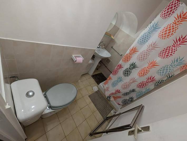 Gîte pour 2 personnes, avec vue dans Office De Tourisme De Greoux Les Bains - 2