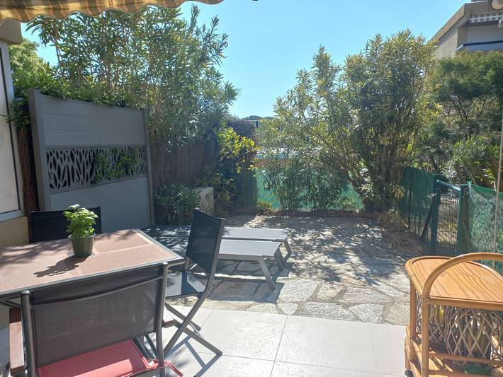 Ferienwohnung für 2 Personen, mit Terrasse und Pool in Bormes-les-Mimosas - 2