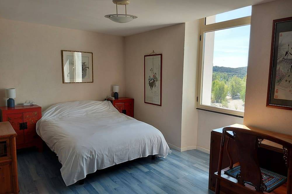 Ein außergewöhnliches Ferienhaus, angenehmes Wohnen und Zugang zur Naturerholung in Roquebrun, Béziers und Umgebung