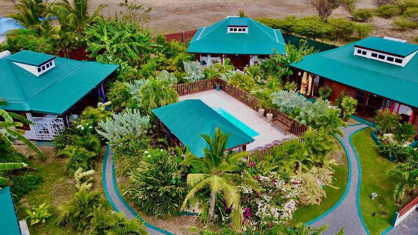 Cottage pour 2 personnes, avec vue ainsi que piscine et jardin