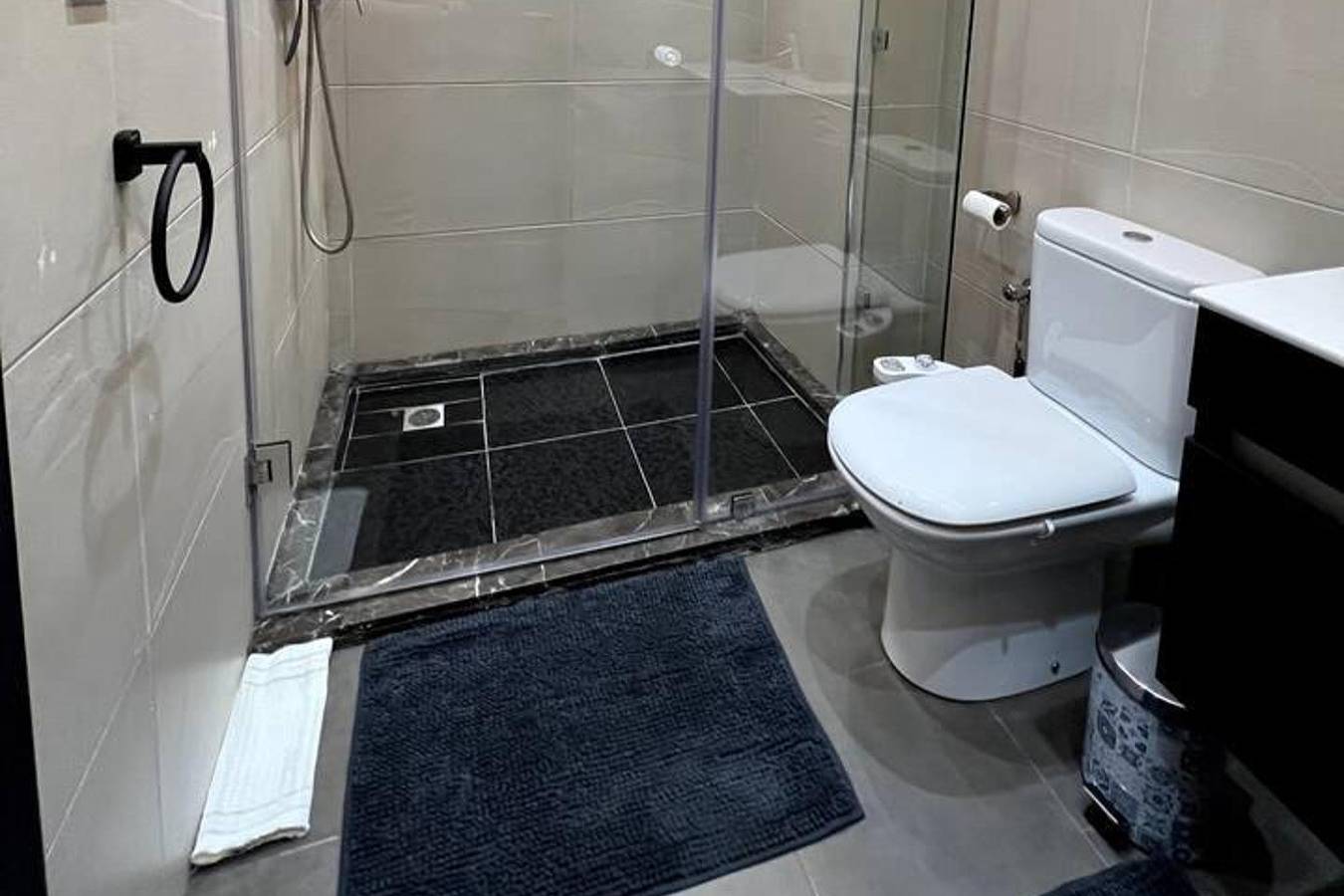 Ganze Ferienwohnung, Luxury apartment in center of gueliz in Guéliz, Marrakesch