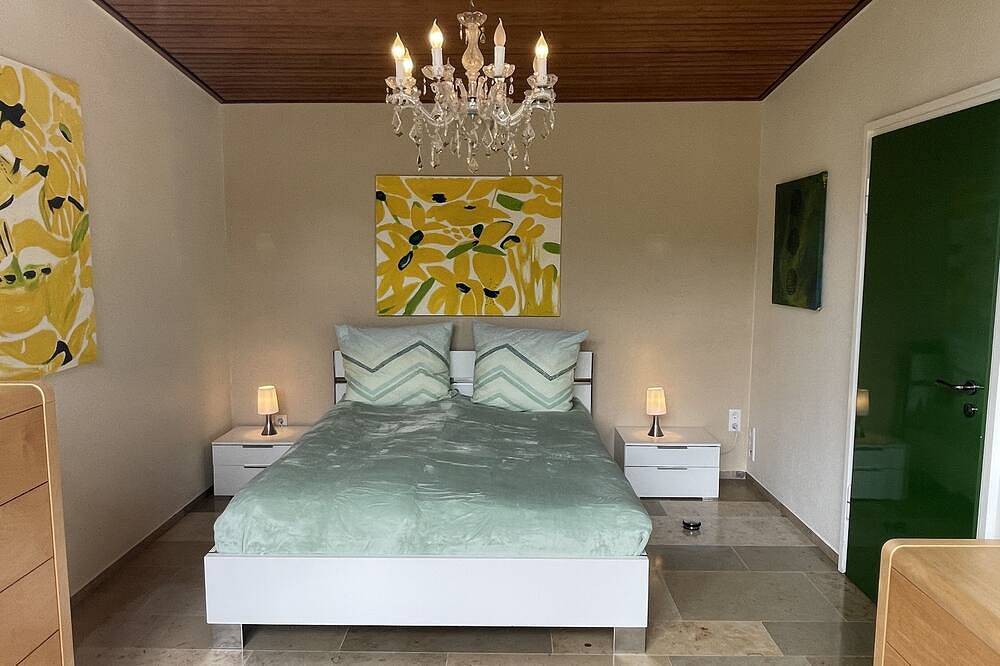 Ganze Wohnung, Ferienwohnung mit großer Terrasse und eigenem Garten in Emsdetten, Münsterland