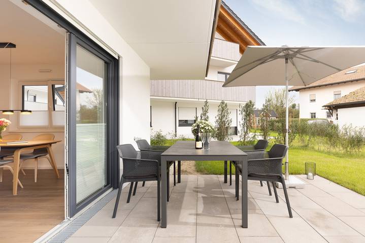 Ferienwohnung für 2 Personen, mit Terrasse und Garten in Übersee - 2