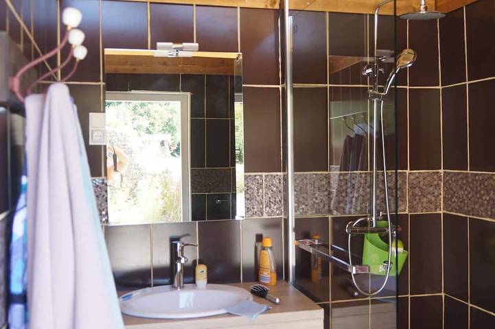 Location de vacances pour 2 personnes, avec terrasse à Le Champ-Saint-Père - 3