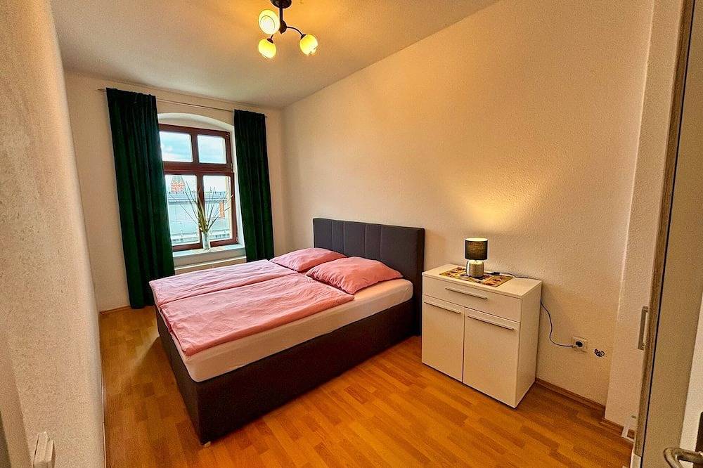 Ganze Wohnung, Kleine feine Wohnung mit Balkon in Görlitz, Oberlausitz Niederschlesien