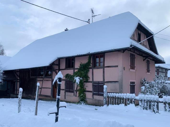 Gîte pour 5 personnes, avec jardin dans Soppe-le-Haut