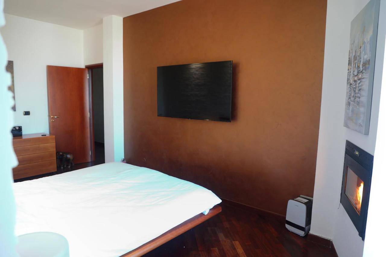 Standard Double Room with Shared Bathroom in Adelfia, Provincia di Bari