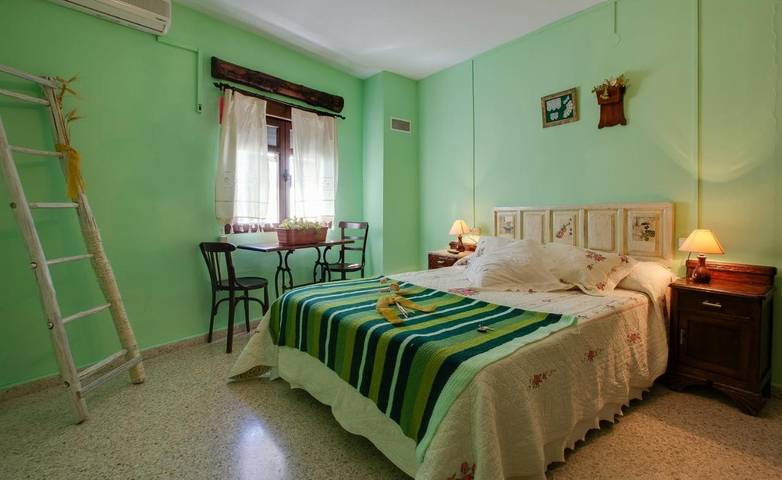 Casa rural para 2 personas, con terraza y piscina en Riolobos