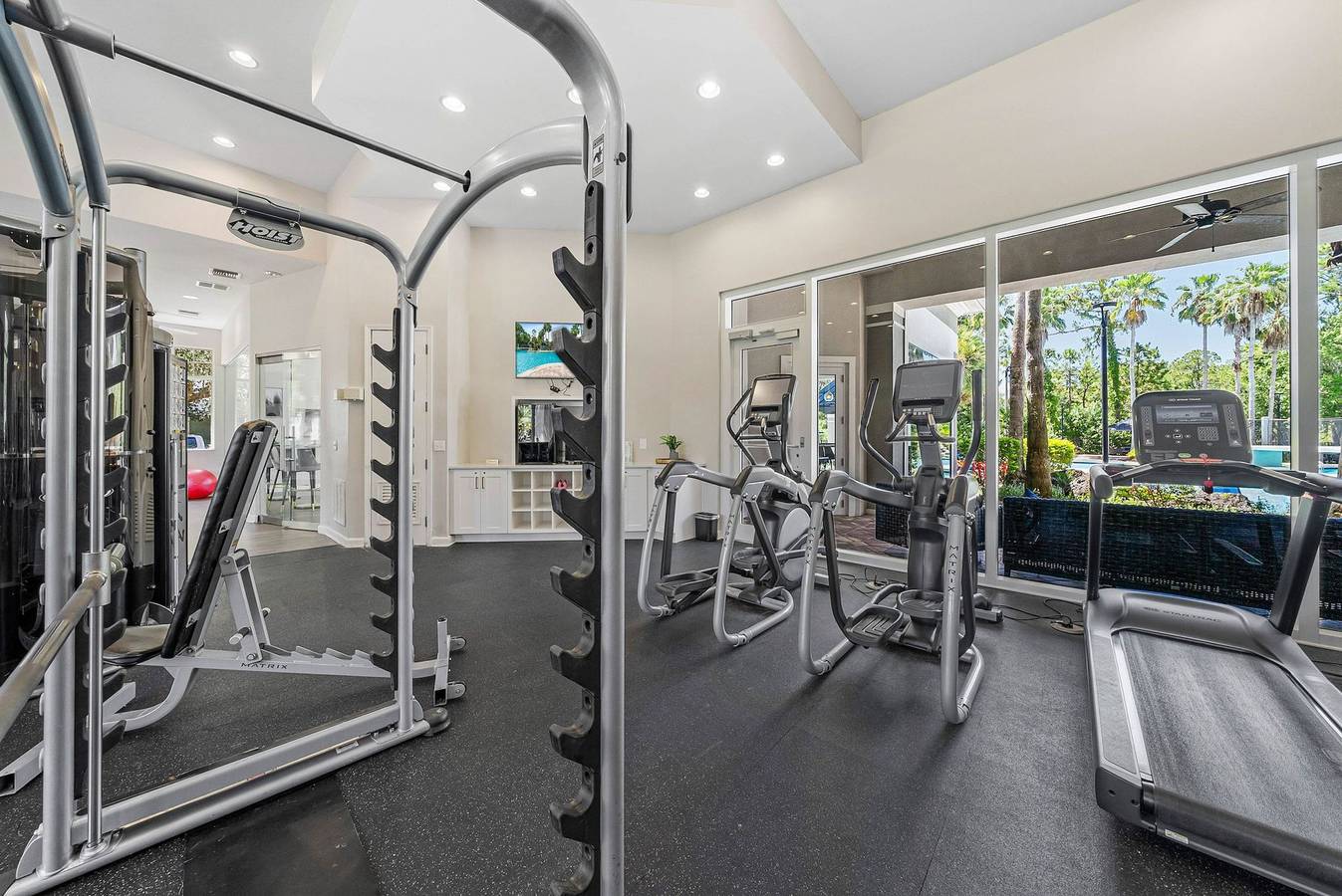 Apartamento entero, Modern 2Br/2Ba | Pool + Gym Near Airport #9 in Tampa Bay